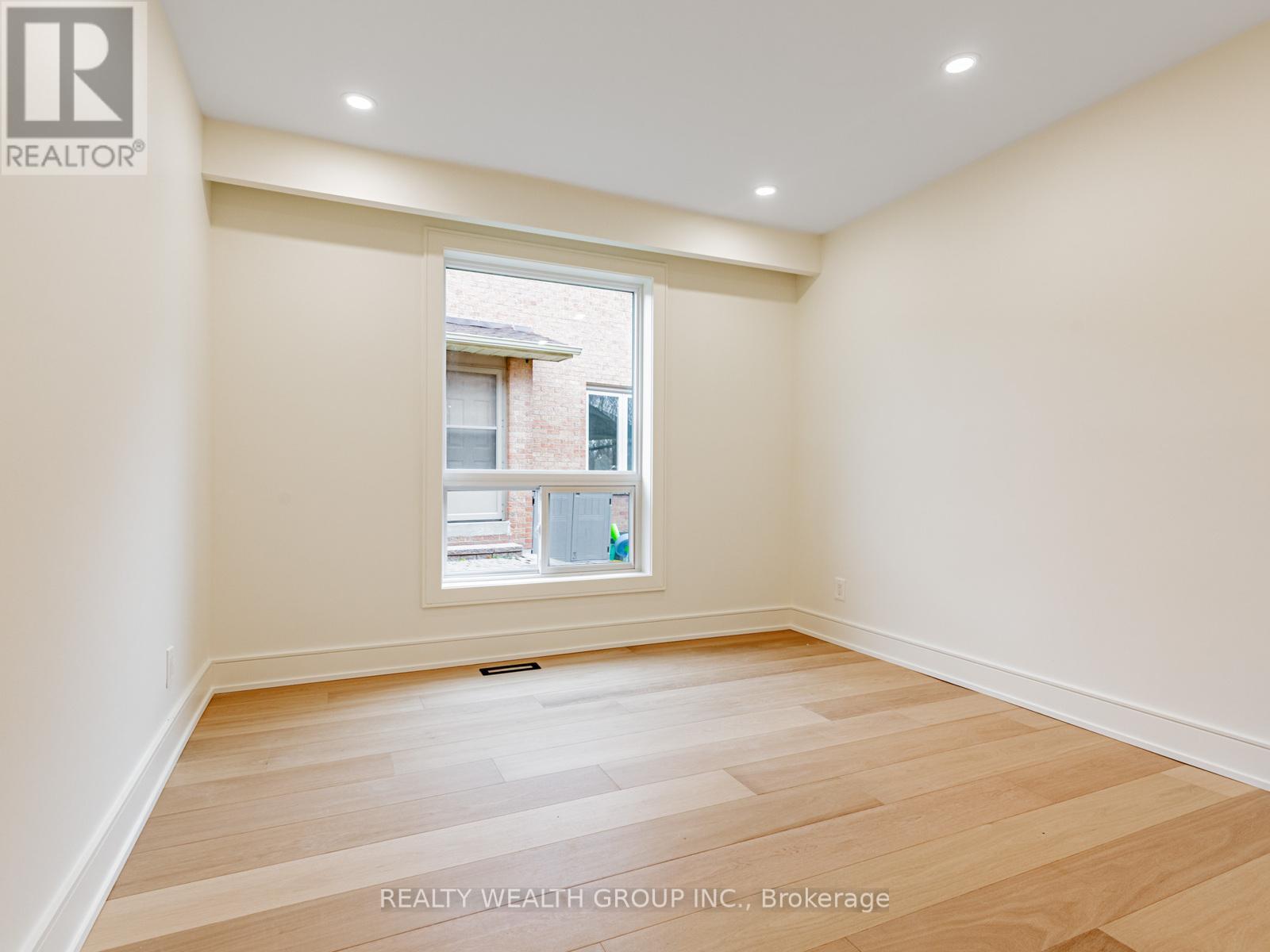 46 Sycamore Drive, Markham, Ontario  L3T 5V6 - Photo 7 - N12568424