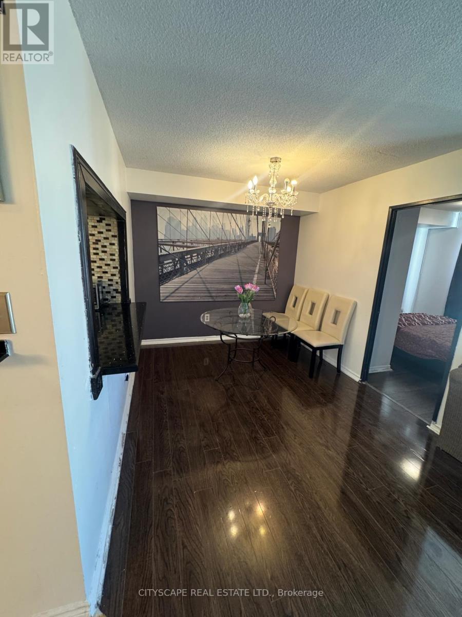 706 - 285 Enfield Place, Mississauga, Ontario  L5B 3Y6 - Photo 17 - W12568436