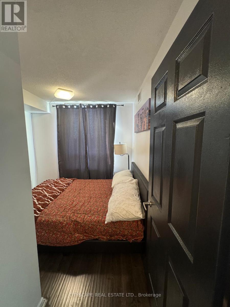 706 - 285 Enfield Place, Mississauga, Ontario  L5B 3Y6 - Photo 24 - W12568436