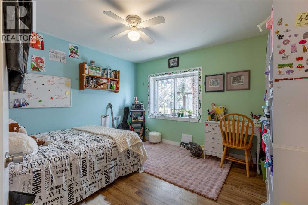 56 E 100 S, Raymond, Alberta  T0K 2S0 - Photo 11 - A2269877