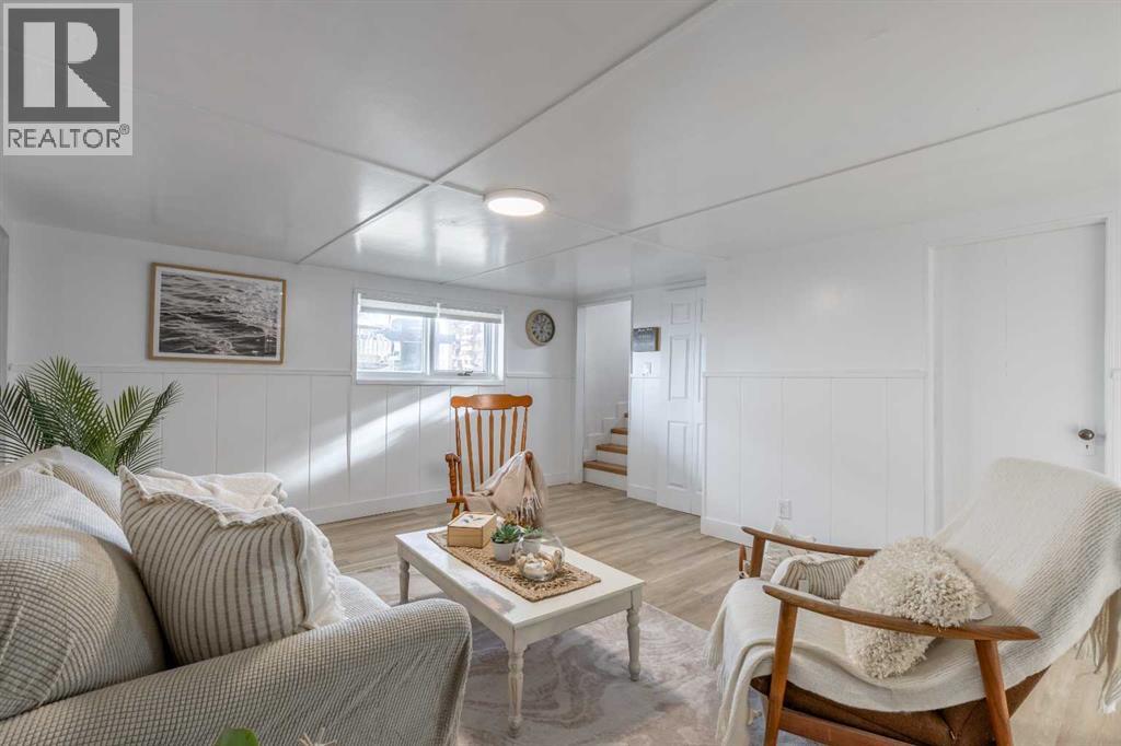 56 E 100 S, Raymond, Alberta  T0K 2S0 - Photo 17 - A2269877