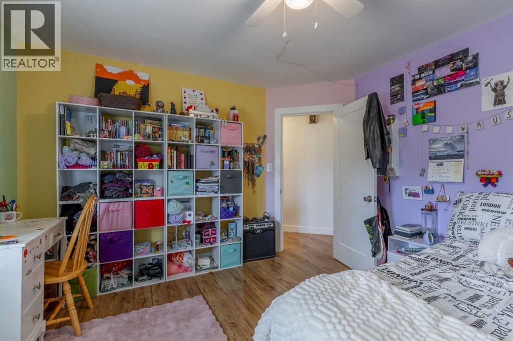 56 E 100 S, Raymond, Alberta  T0K 2S0 - Photo 12 - A2269877