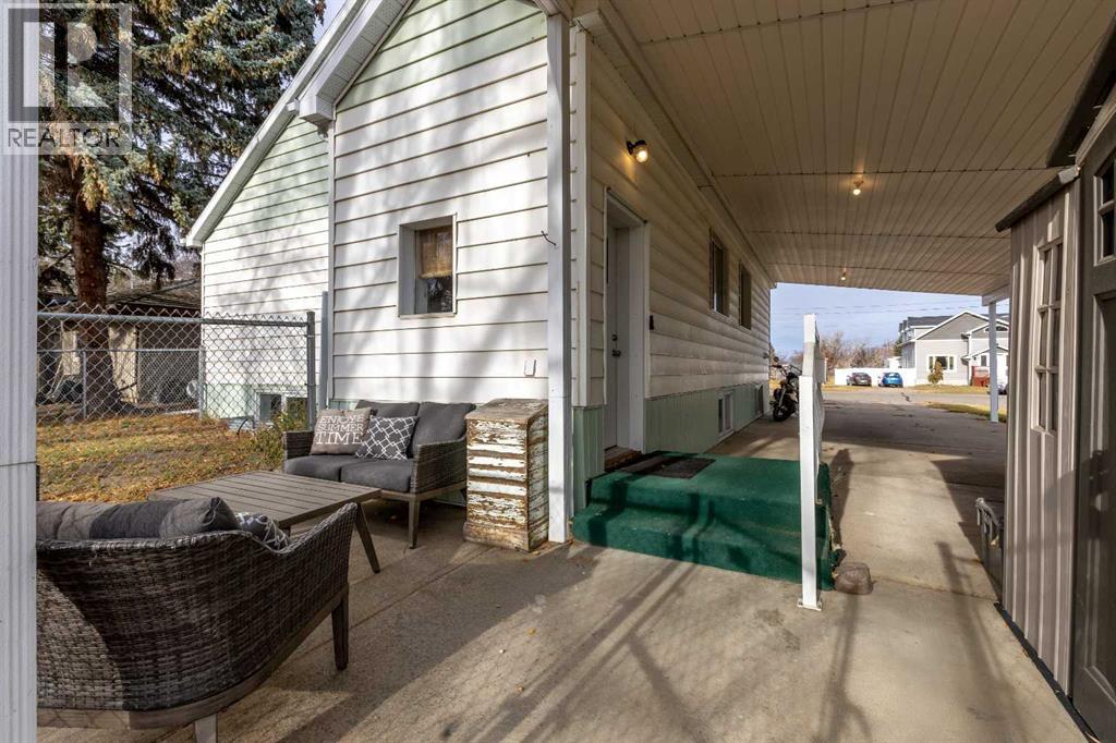 56 E 100 S, Raymond, Alberta  T0K 2S0 - Photo 22 - A2269877