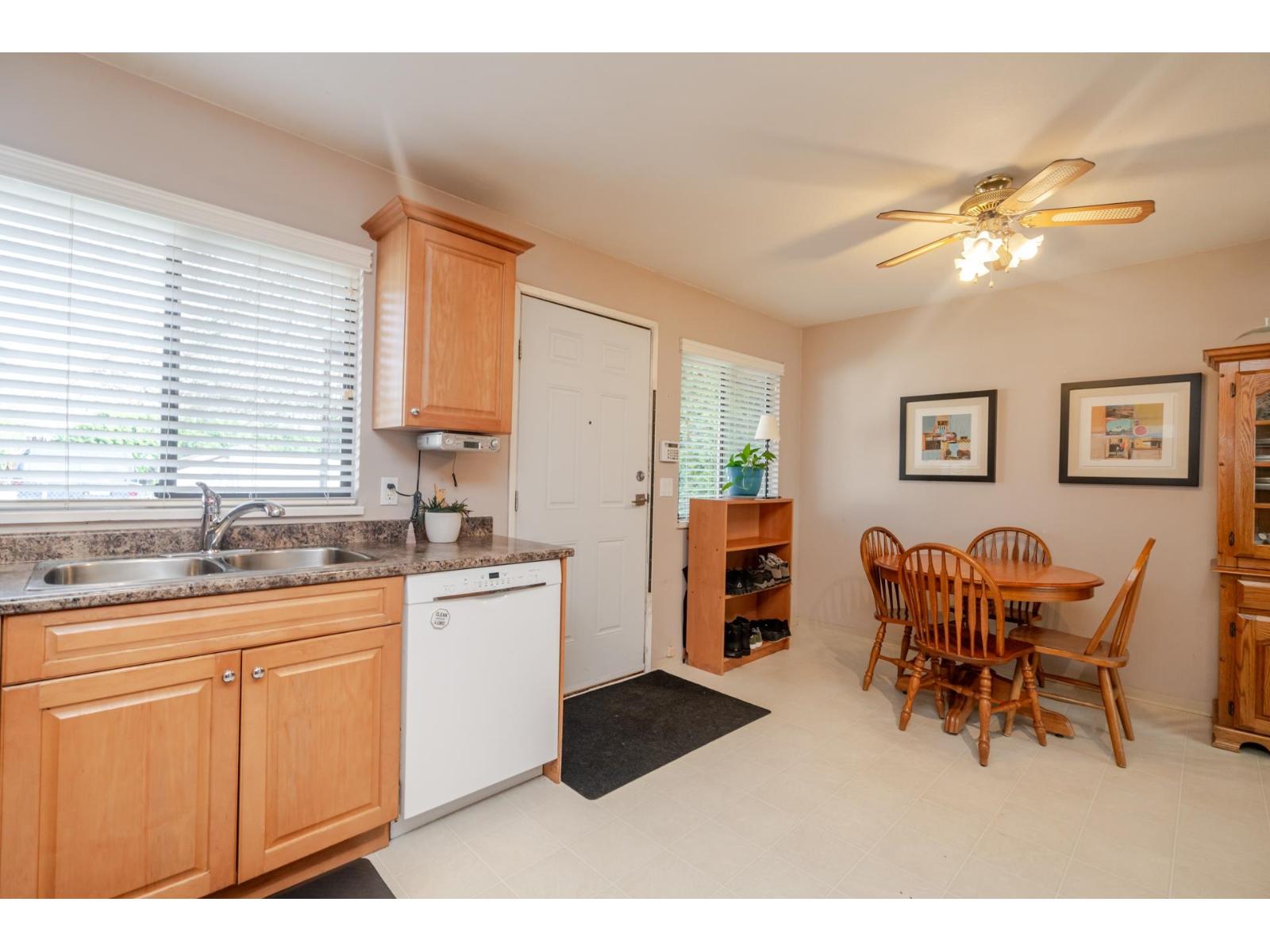 8570 152 Street, Surrey, British Columbia V3S 3N1 - Photo 5 - R2984024