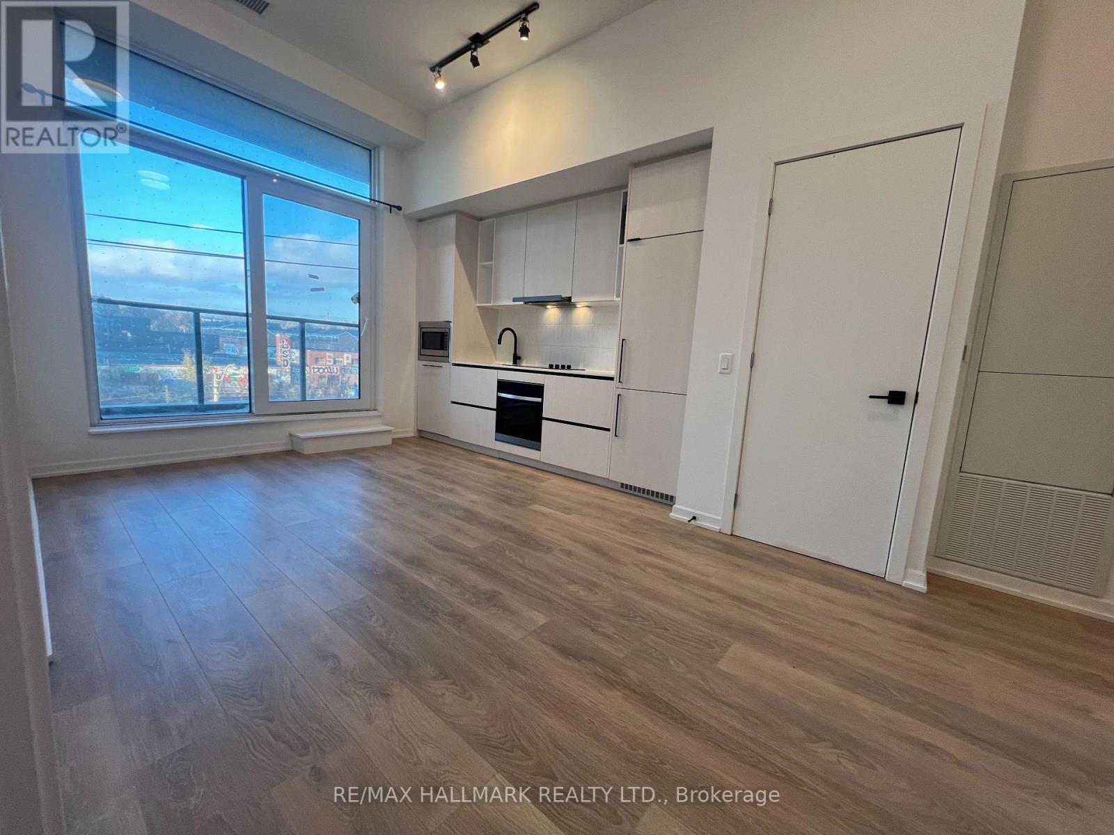 306 - 1285 Dupont Street, Toronto, Ontario  M6H 0E3 - Photo 2 - W12568360