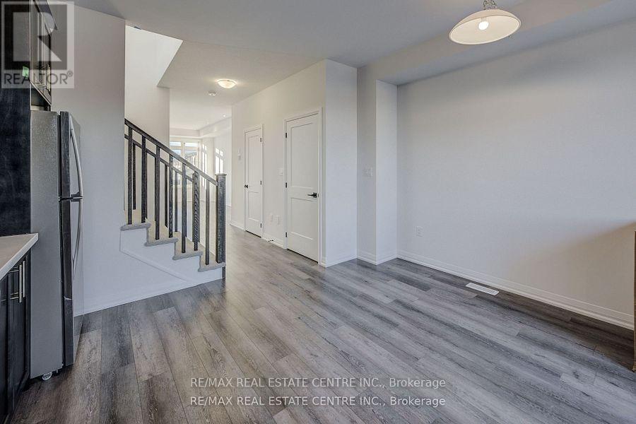 1 - 120 Court Drive, Brant, Ontario  N3L 4G7 - Photo 11 - X12568426