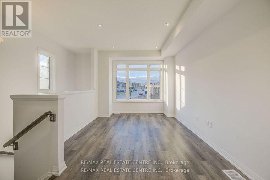 1 - 120 Court Drive, Brant, Ontario  N3L 4G7 - Photo 2 - X12568426