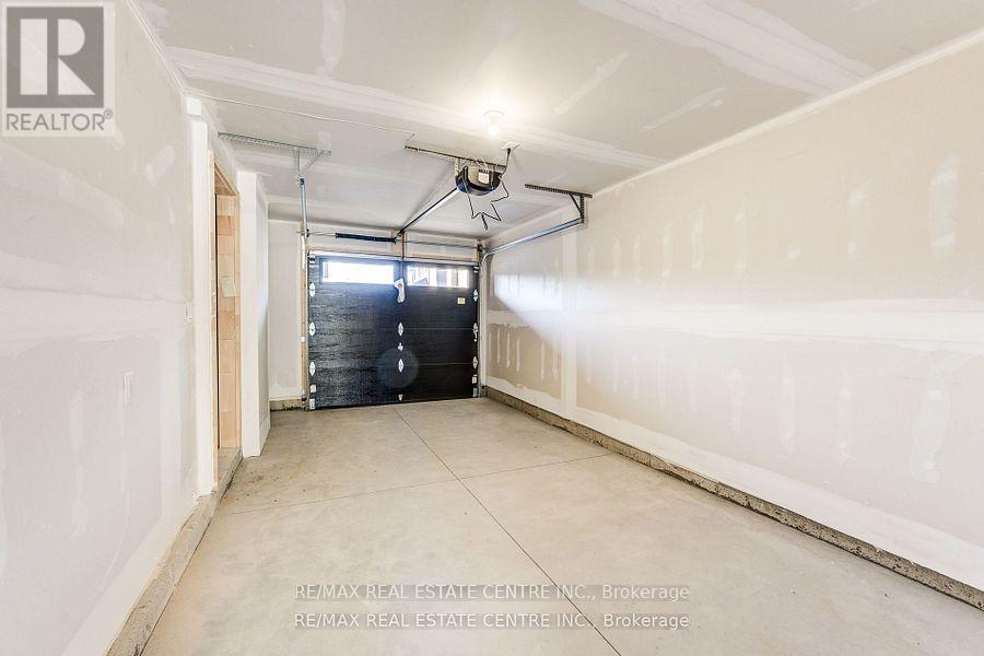 1 - 120 Court Drive, Brant, Ontario  N3L 4G7 - Photo 30 - X12568426