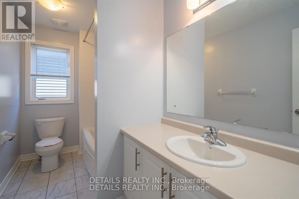 303 Bobolink Ridge, Ottawa, Ontario  K2V 0B1 - Photo 18 - X12568500