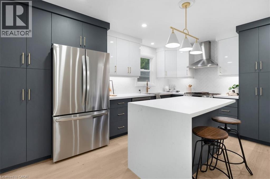 15 Mellenby Street, Hamilton, Ontario  L8J 1E6 - Photo 2 - 40789919