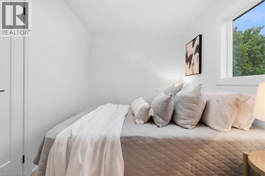 15 Mellenby Street, Hamilton, Ontario  L8J 1E6 - Photo 22 - 40789919