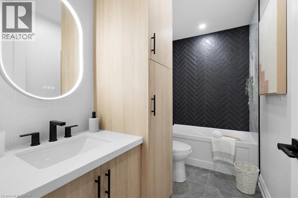 15 Mellenby Street, Hamilton, Ontario  L8J 1E6 - Photo 26 - 40789919