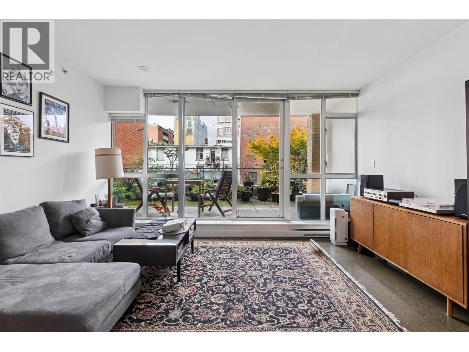 309 221 Union Street, Vancouver, British Columbia  V6A 0B4 - Photo 3 - R3069431