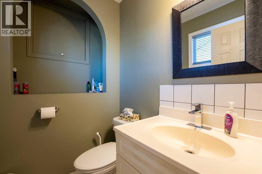 1911 24 Avenue N, Lethbridge, Alberta  T1H 4V2 - Photo 16 - A2268497