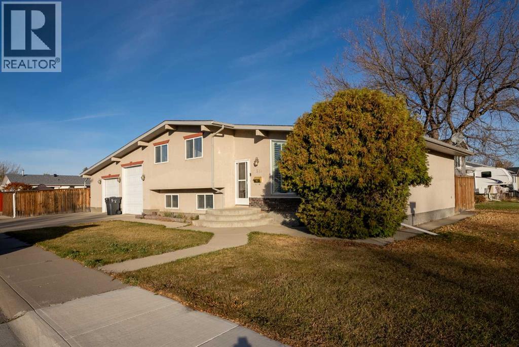 1911 24 Avenue N, Lethbridge, Alberta  T1H 4V2 - Photo 34 - A2268497