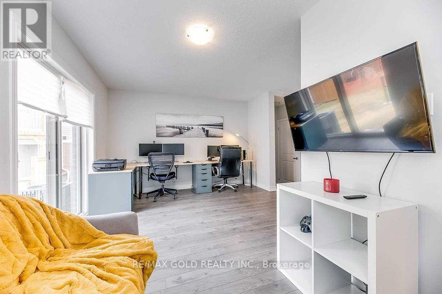 47 Rapids Lane, Hamilton, Ontario  L8K 0A4 - Photo 7 - X12566564