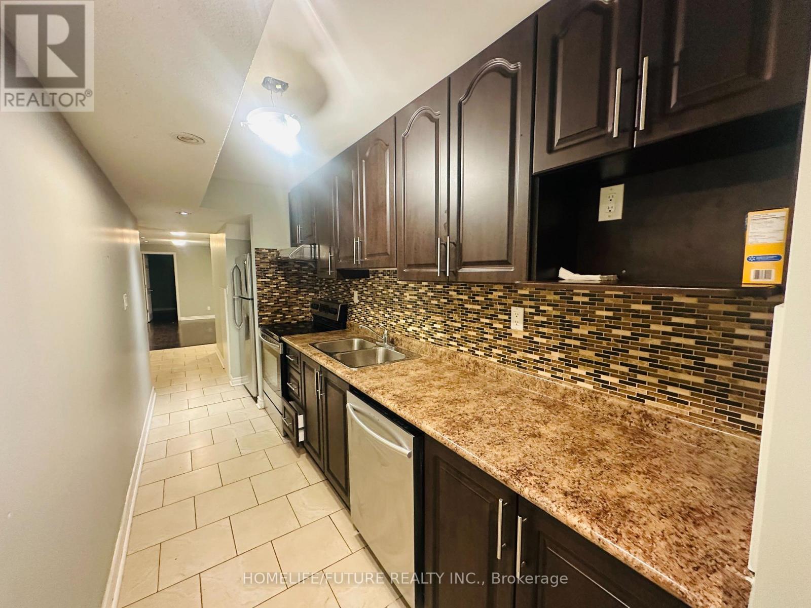 776 Mccue Drive, Oshawa, Ontario  L1K 0R1 - Photo 3 - E12568498