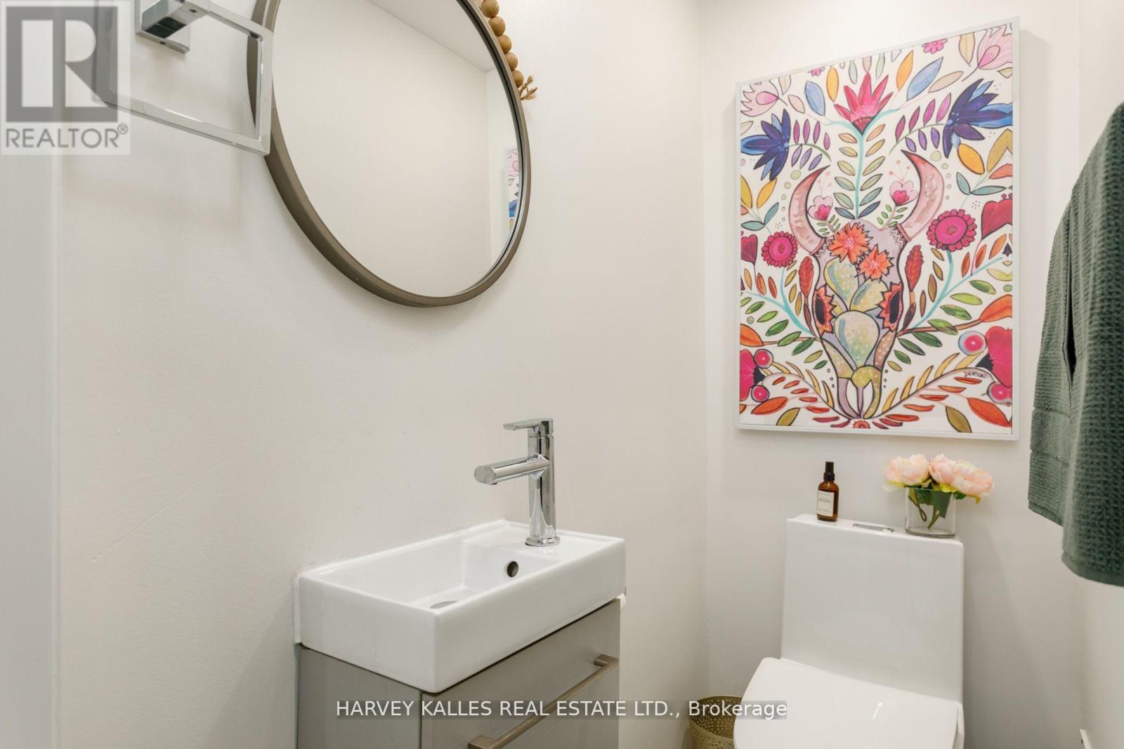 139 King Edward Avenue, Toronto, Ontario  M4C 5J7 - Photo 18 - E12568510