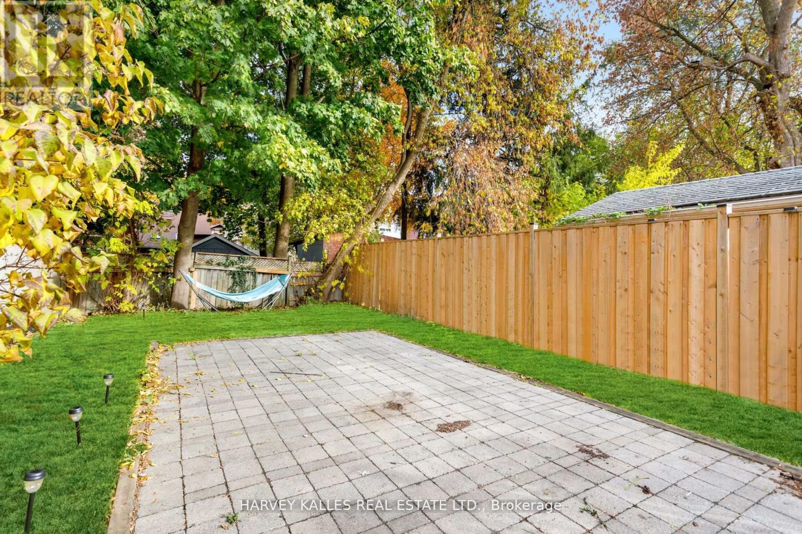 139 King Edward Avenue, Toronto, Ontario  M4C 5J7 - Photo 30 - E12568510