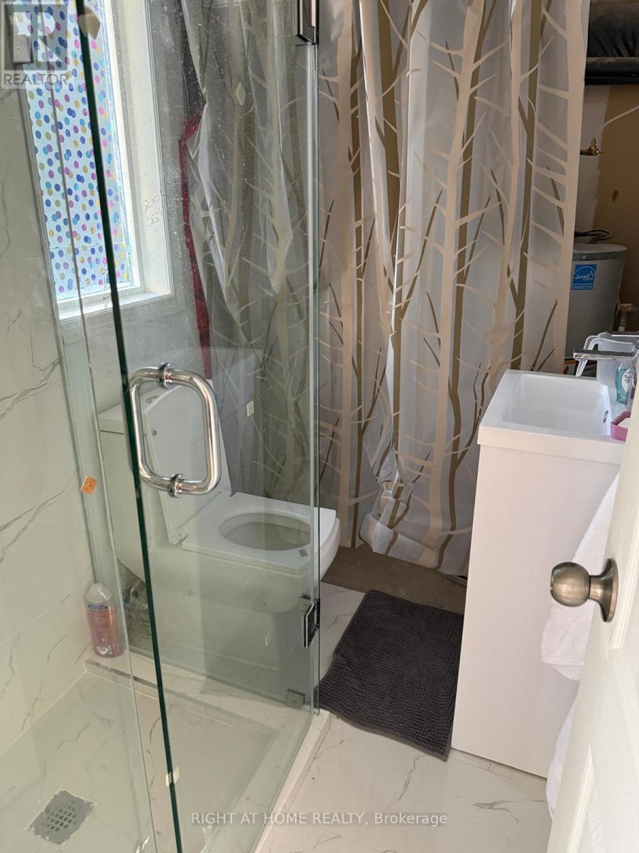 16 Reindeer Drive, Toronto, Ontario  M1B 6H4 - Photo 2 - E12568524