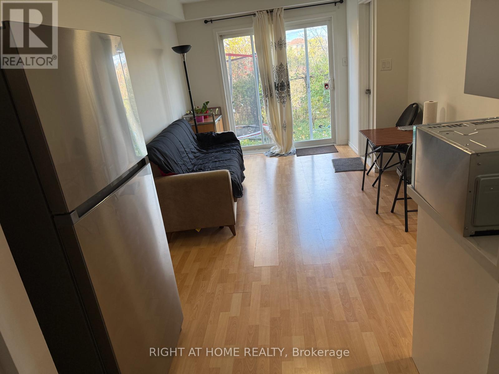 16 Reindeer Drive, Toronto, Ontario  M1B 6H4 - Photo 3 - E12568524