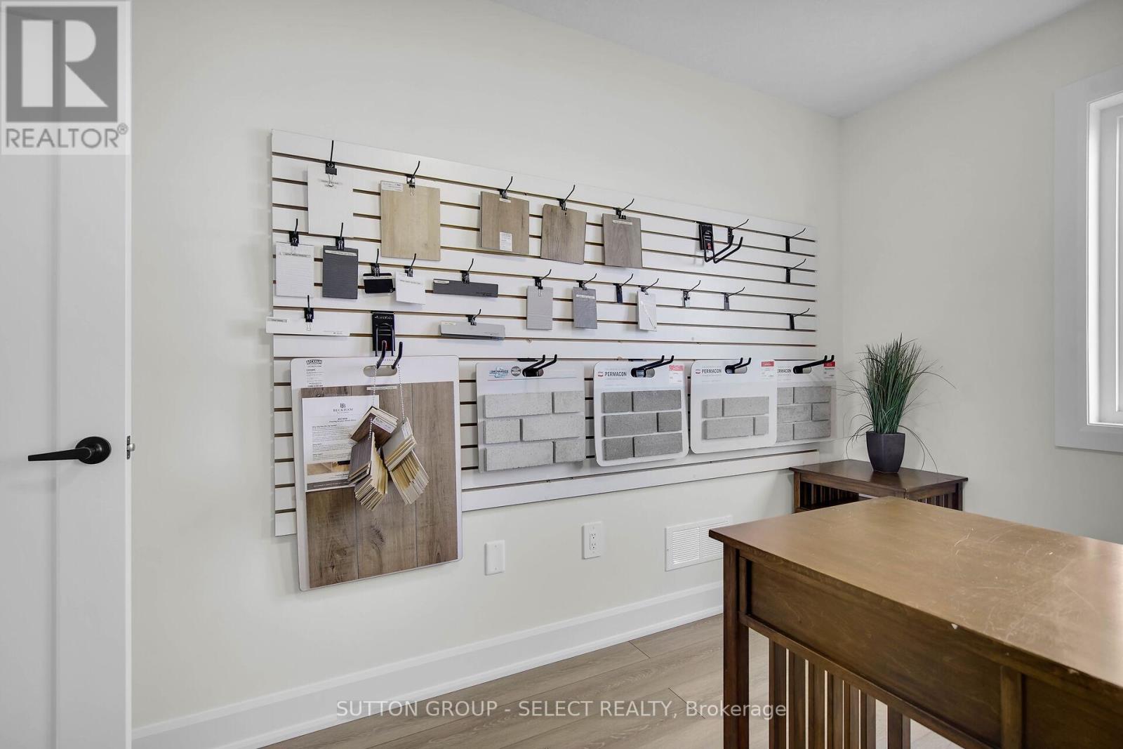 42 Lucas Road E, St. Thomas, Ontario  N5R 0M1 - Photo 35 - X12567332