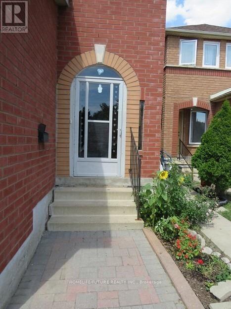 105 Kruger Road, Markham, Ontario  L3S 3Y7 - Photo 2 - N12568518