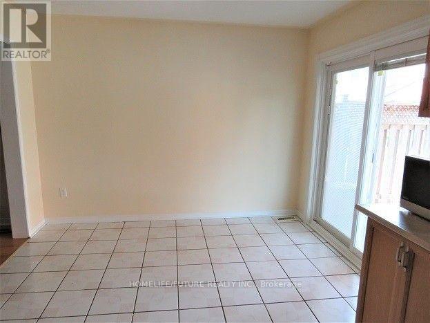 105 Kruger Road, Markham, Ontario  L3S 3Y7 - Photo 5 - N12568518