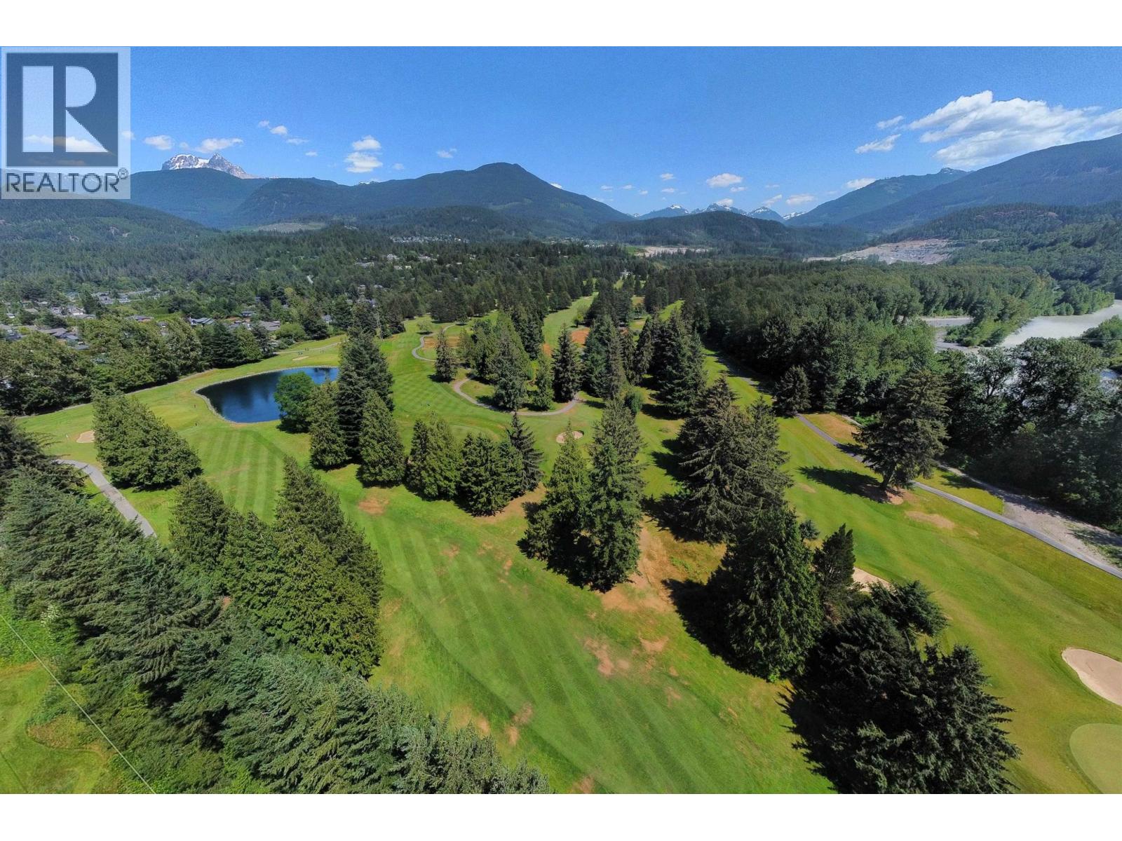 10 2401 Mamquam Road, Squamish, British Columbia  V8B 0H6 - Photo 2 - R3056643