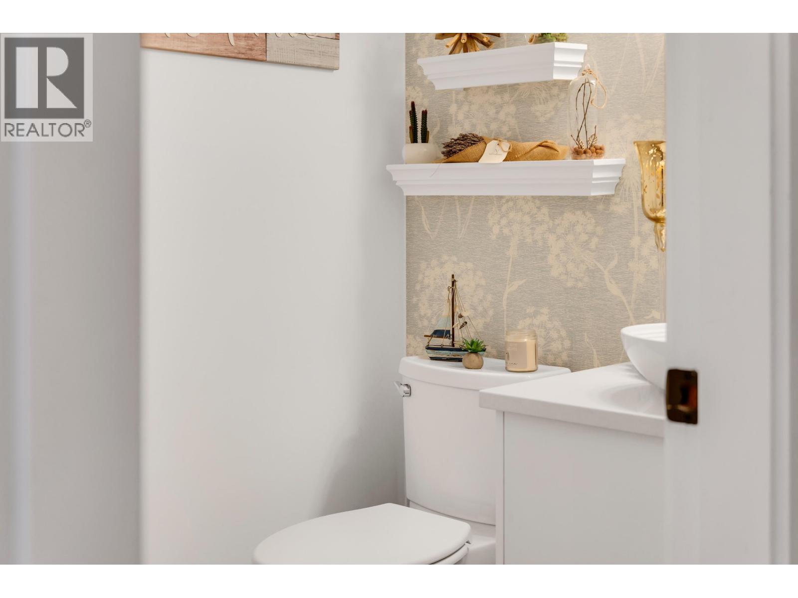 10 2401 Mamquam Road, Squamish, British Columbia  V8B 0H6 - Photo 11 - R3056643