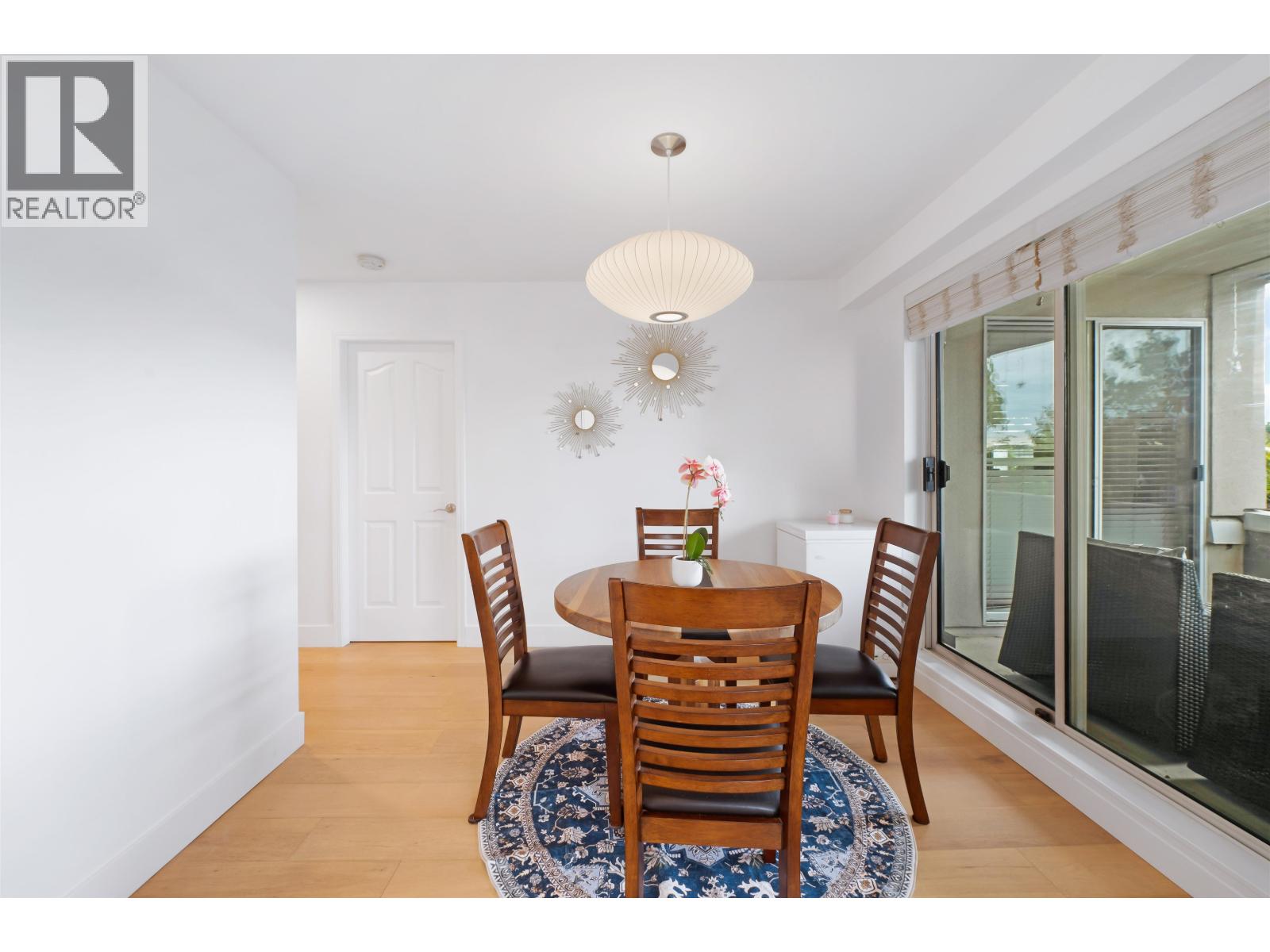 105 2 Renaissance Square, New Westminster, British Columbia  V3M 6K3 - Photo 6 - R3069337