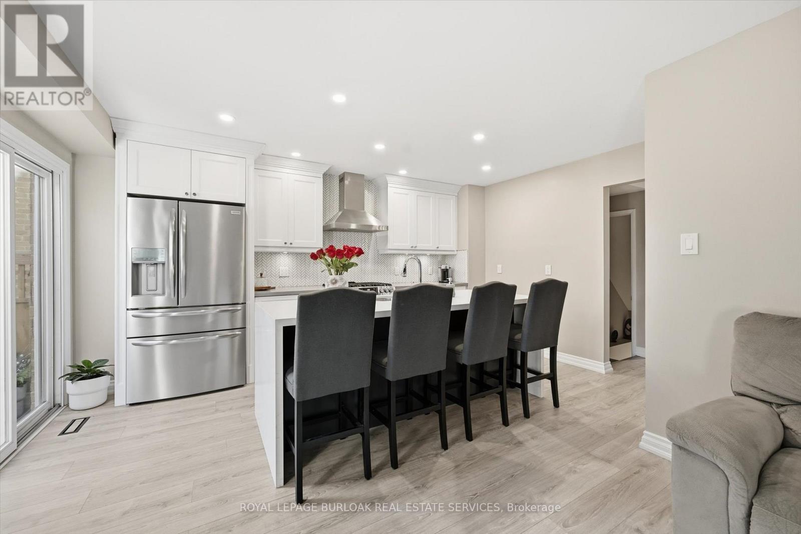 38 - 5255 Lakeshore Road, Burlington, Ontario L7L 5X8 - Photo 16 - W12568490