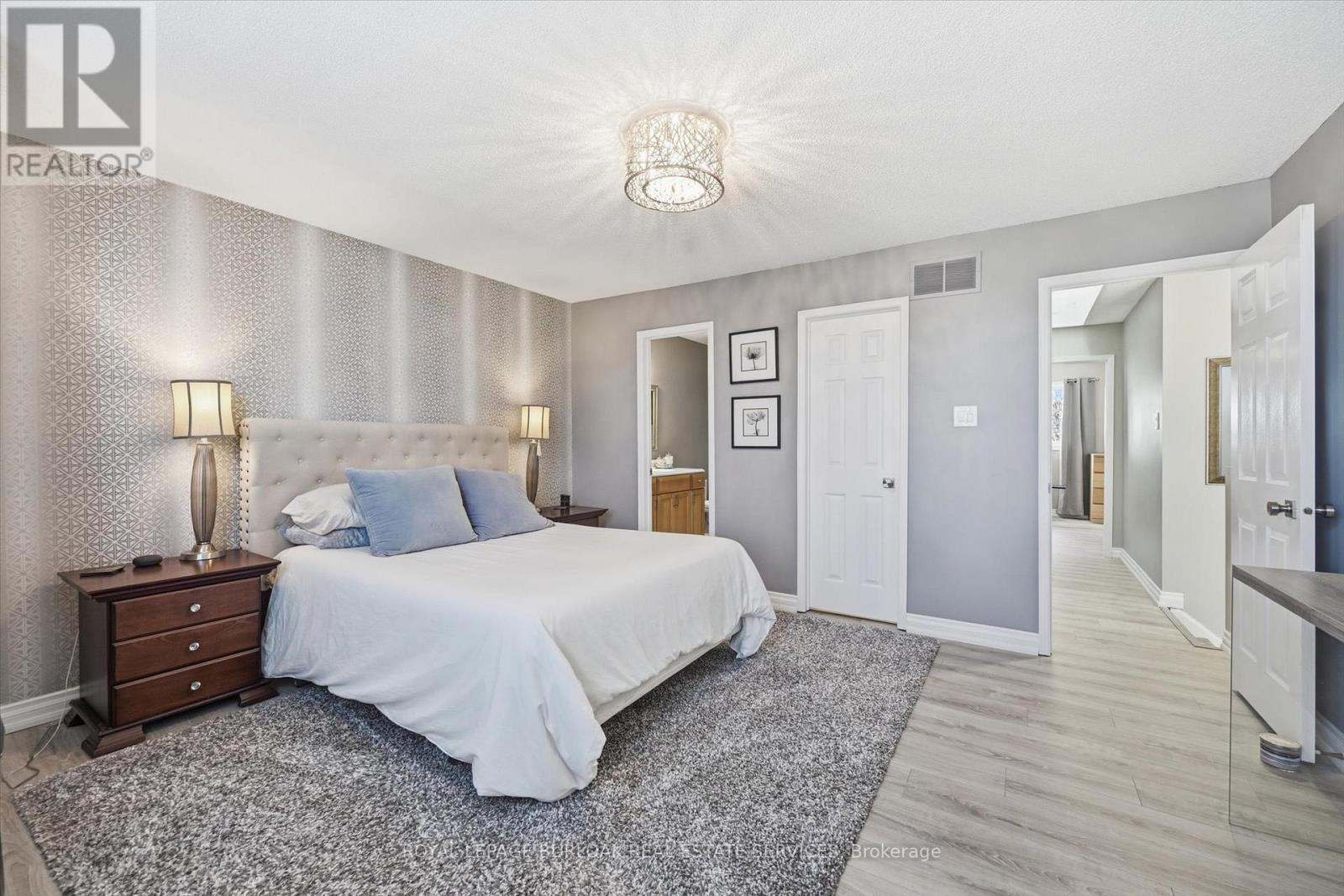 38 - 5255 Lakeshore Road, Burlington, Ontario L7L 5X8 - Photo 25 - W12568490