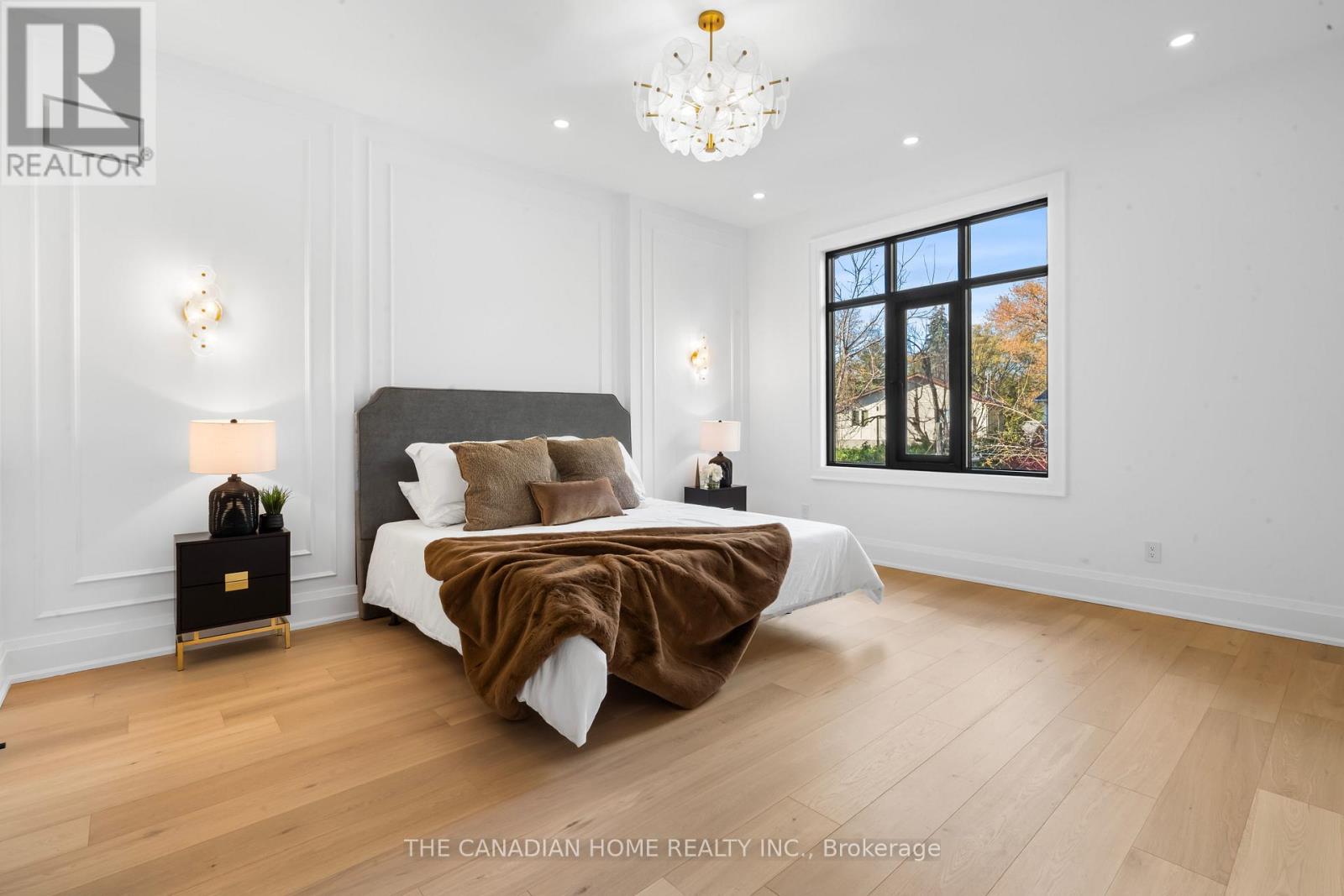 499 Rebecca Street, Oakville, Ontario L6K 1K8 - Photo 24 - W12568496