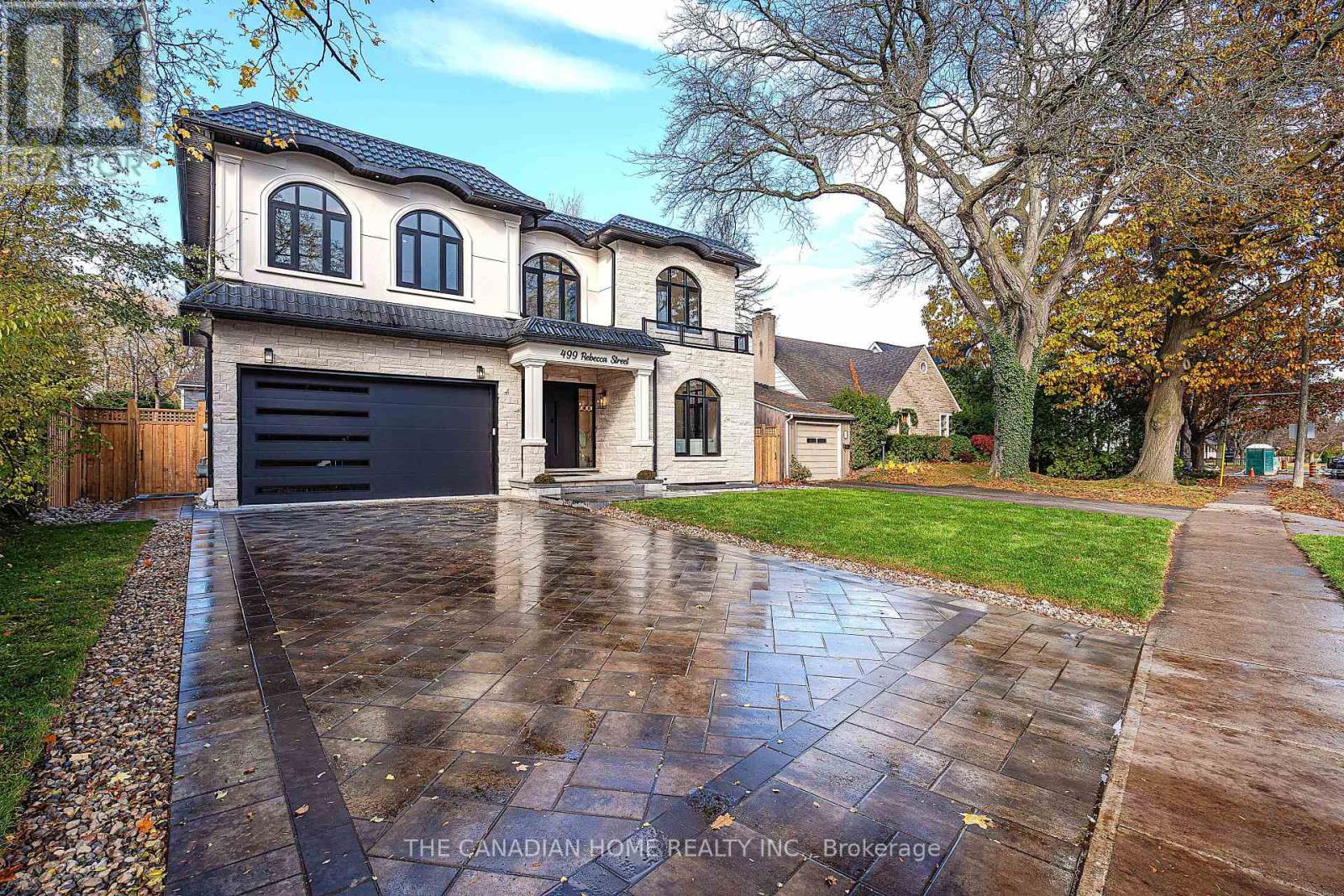 499 Rebecca Street, Oakville, Ontario L6K 1K8 - Photo 3 - W12568496