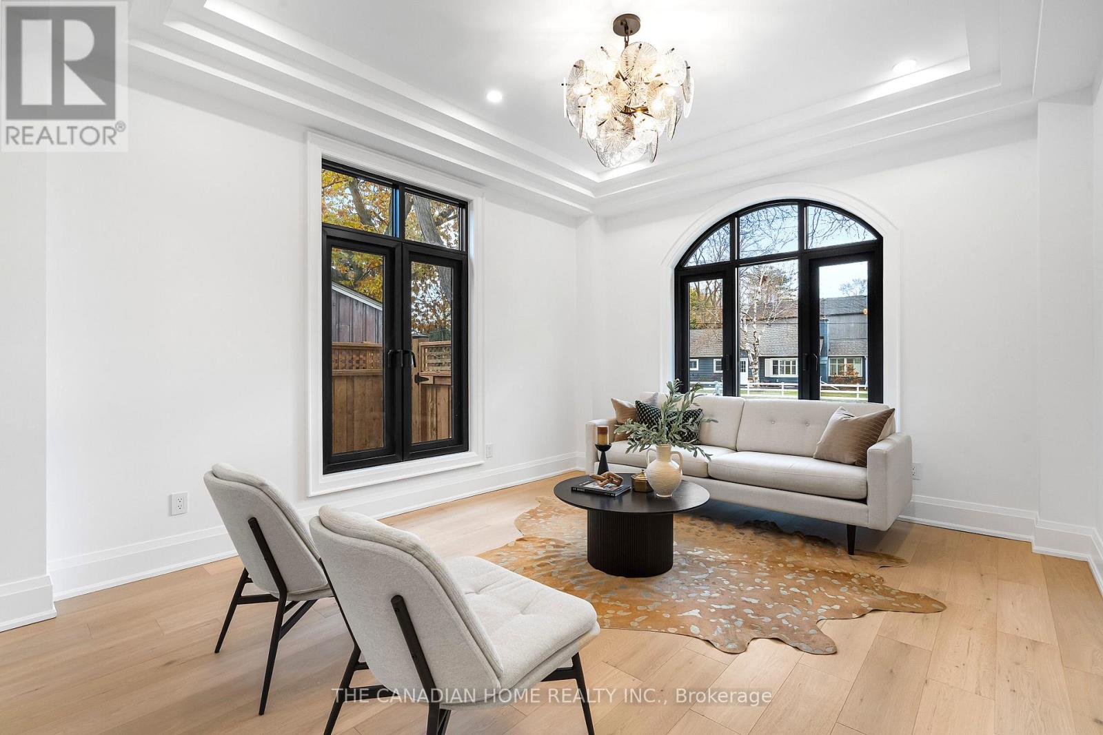 499 Rebecca Street, Oakville, Ontario L6K 1K8 - Photo 7 - W12568496