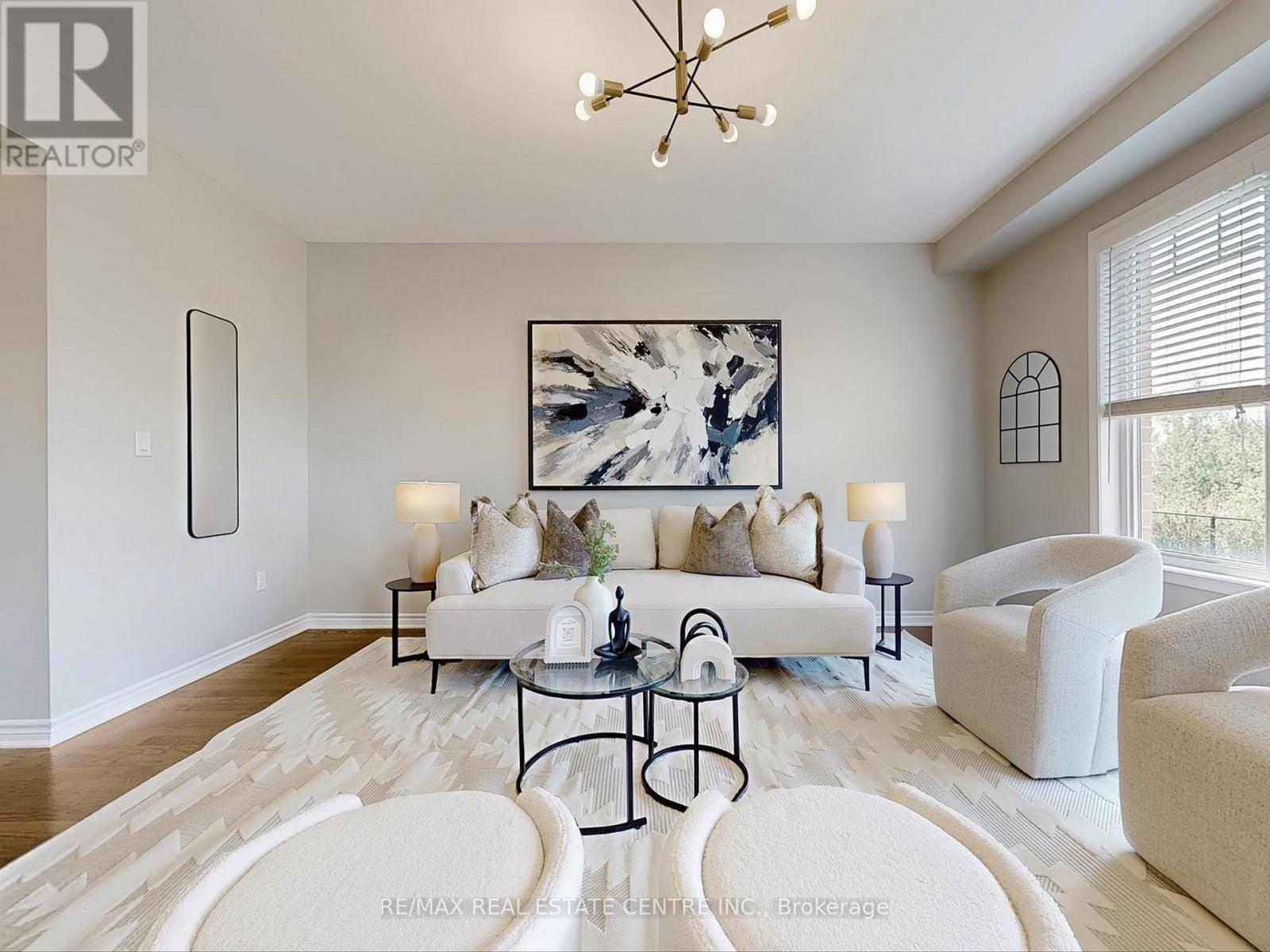 1538 Clitherow Street, Milton, Ontario L9E 0B1 - Photo 10 - W12568520