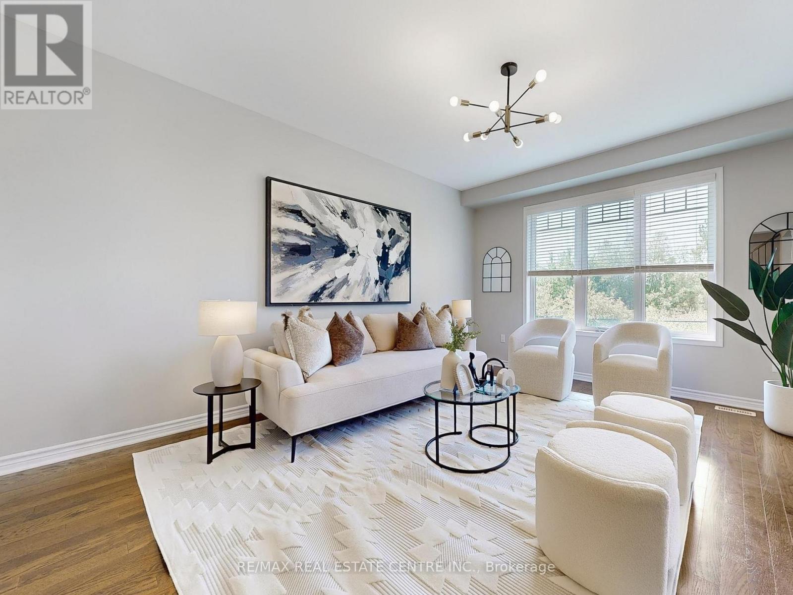 1538 Clitherow Street, Milton, Ontario L9E 0B1 - Photo 9 - W12568520