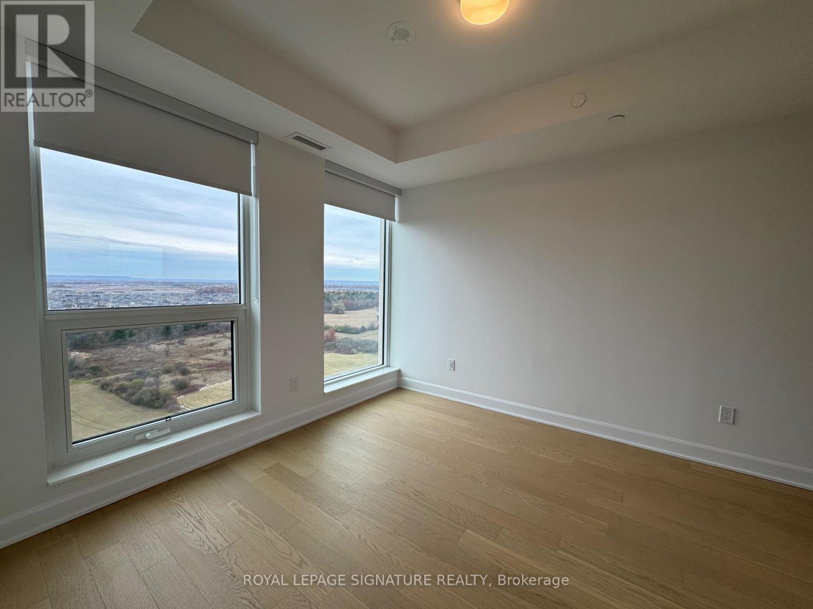 1802 - 3240 William Coltson Avenue, Oakville, Ontario L6H 8C8 - Photo 13 - W12566548