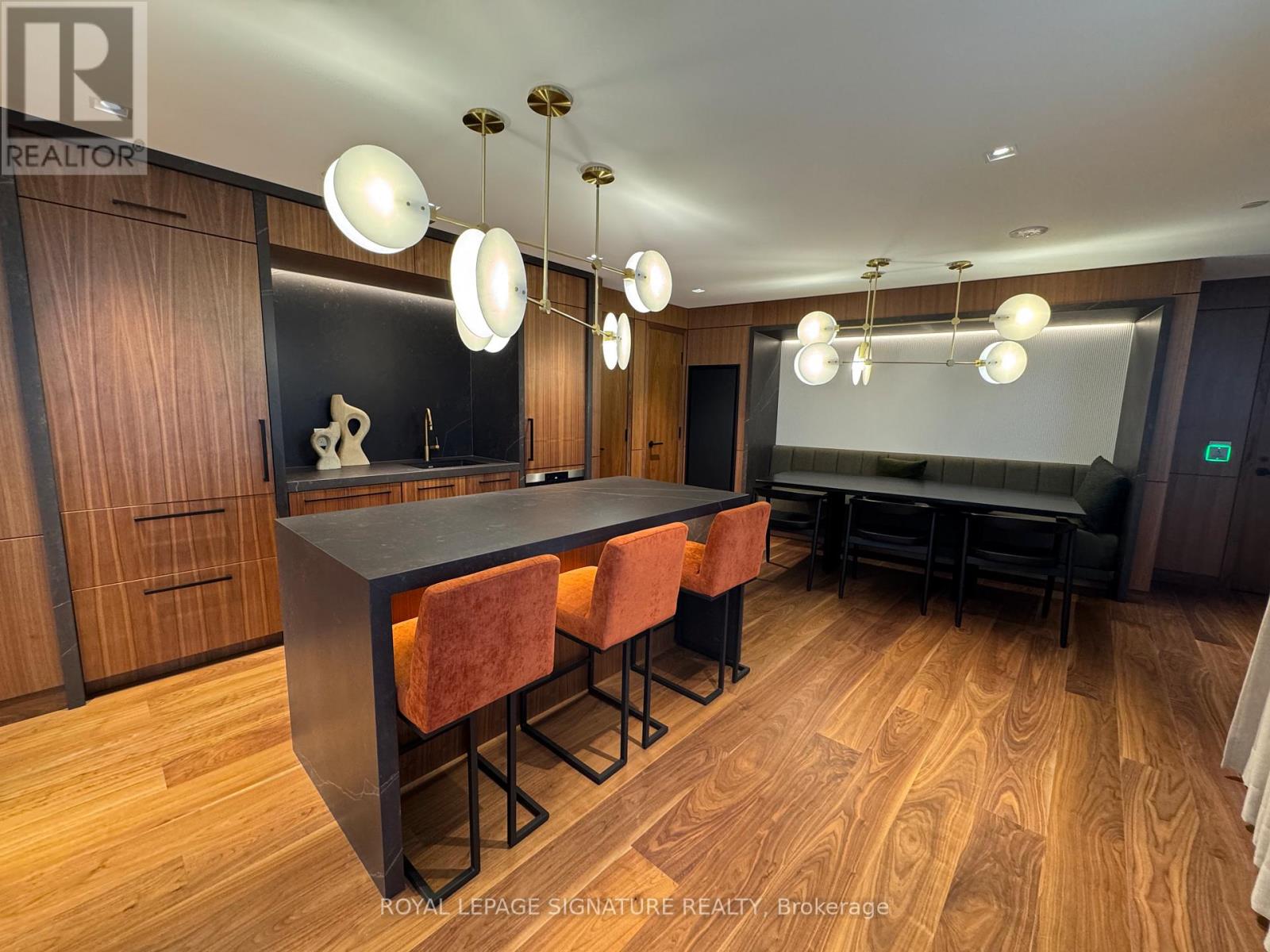 1802 - 3240 William Coltson Avenue, Oakville, Ontario L6H 8C8 - Photo 20 - W12566548