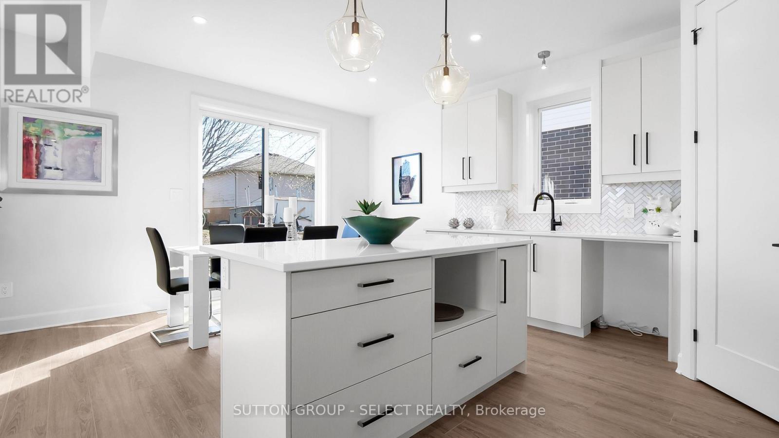 44 Lucas Road, St. Thomas, Ontario  N5R 0M1 - Photo 12 - X12395414