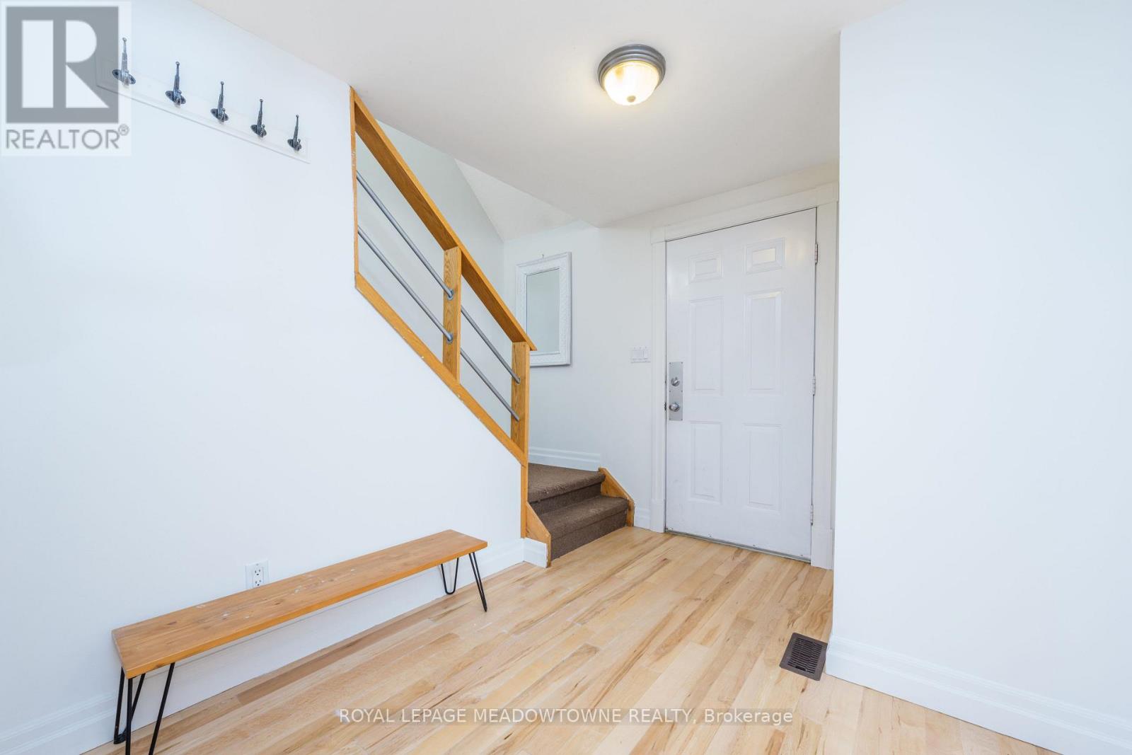 21 Briarlea Road, Guelph, Ontario  N1G 3H4 - Photo 4 - X12568494