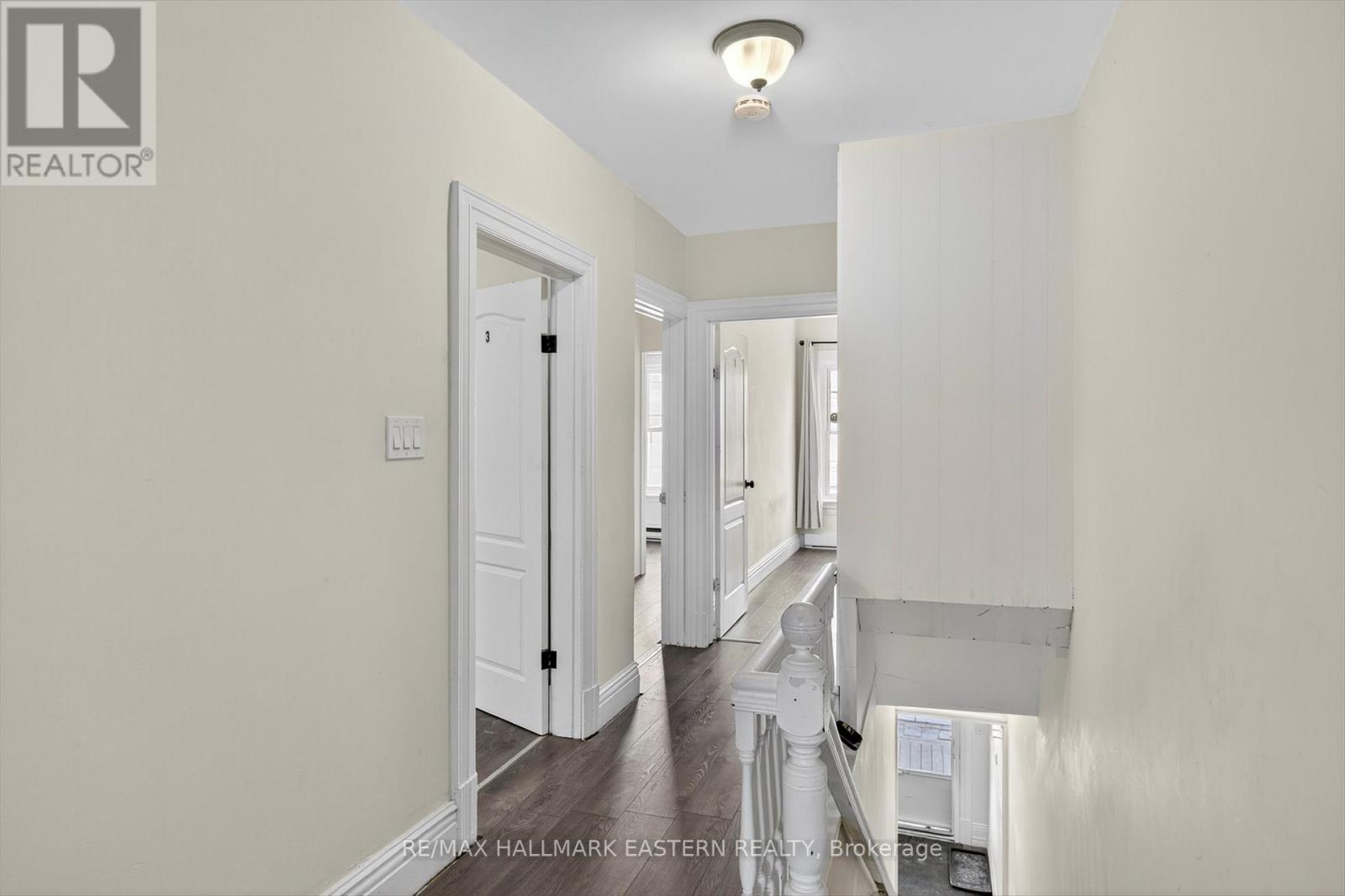 271 Thomas Street, Peterborough, Ontario K9J 5E7 - Photo 24 - X12568548