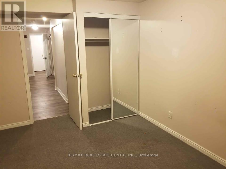 ( Lower ) - 587 Farwell Crescent, Mississauga, Ontario  L5R 2A6 - Photo 7 - W12556564