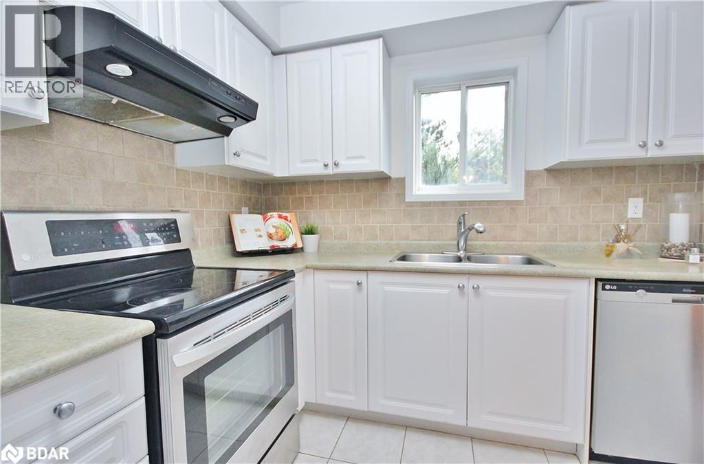 68 Gadwall Avenue, Barrie, Ontario  L4N 8X5 - Photo 11 - 40789718