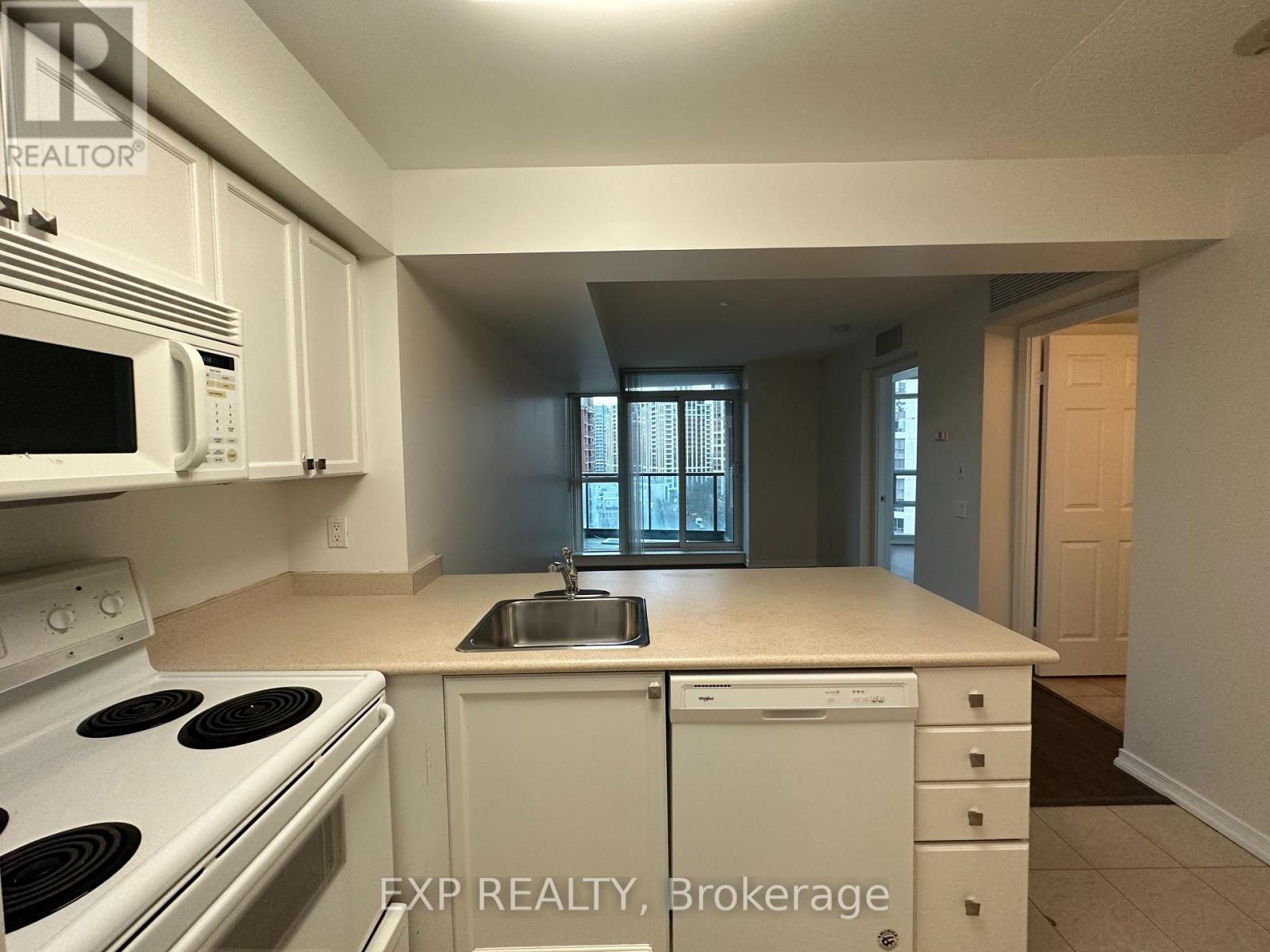 1101 - 30 Harrison Garden Boulevard, Toronto, Ontario  M2N 7A9 - Photo 8 - C12568544