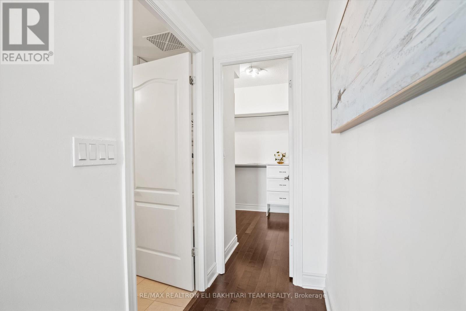 618 - 11 William Carson Crescent, Toronto, Ontario  M2P 2G1 - Photo 18 - C12568576