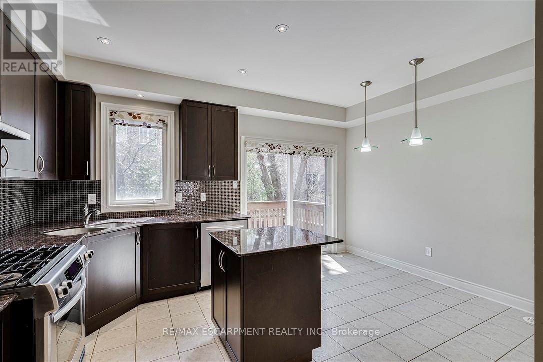 3 Johnson Farm Lane, Toronto, Ontario  M2N 0G6 - Photo 18 - C12568590