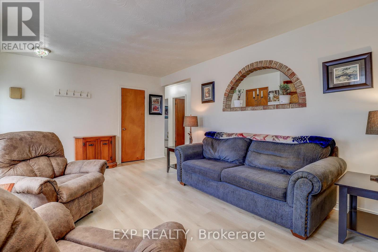 297 Linden Street, Oshawa, Ontario  L1H 6R3 - Photo 4 - E12568550