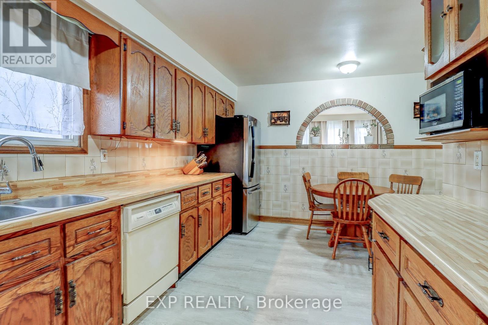 297 Linden Street, Oshawa, Ontario  L1H 6R3 - Photo 6 - E12568550